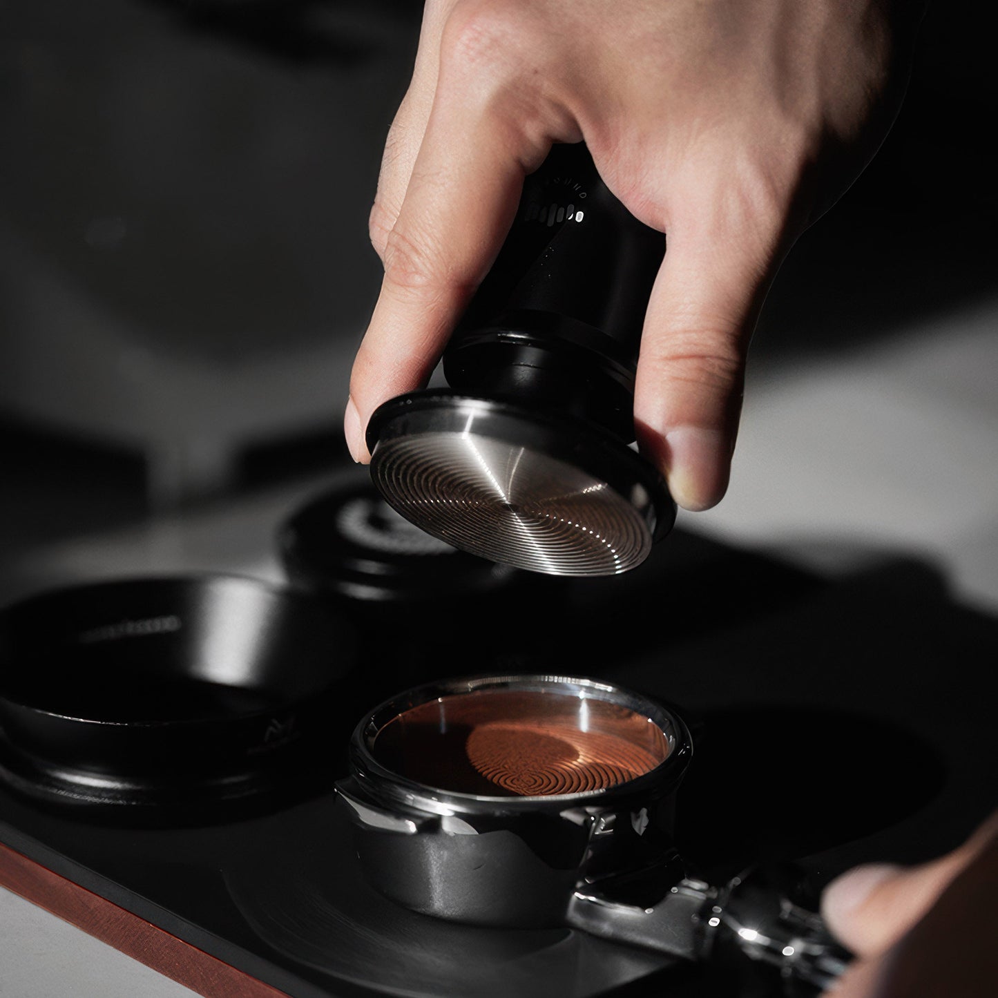 Electric Tamper with Digital Screen 58mm - MUVNA