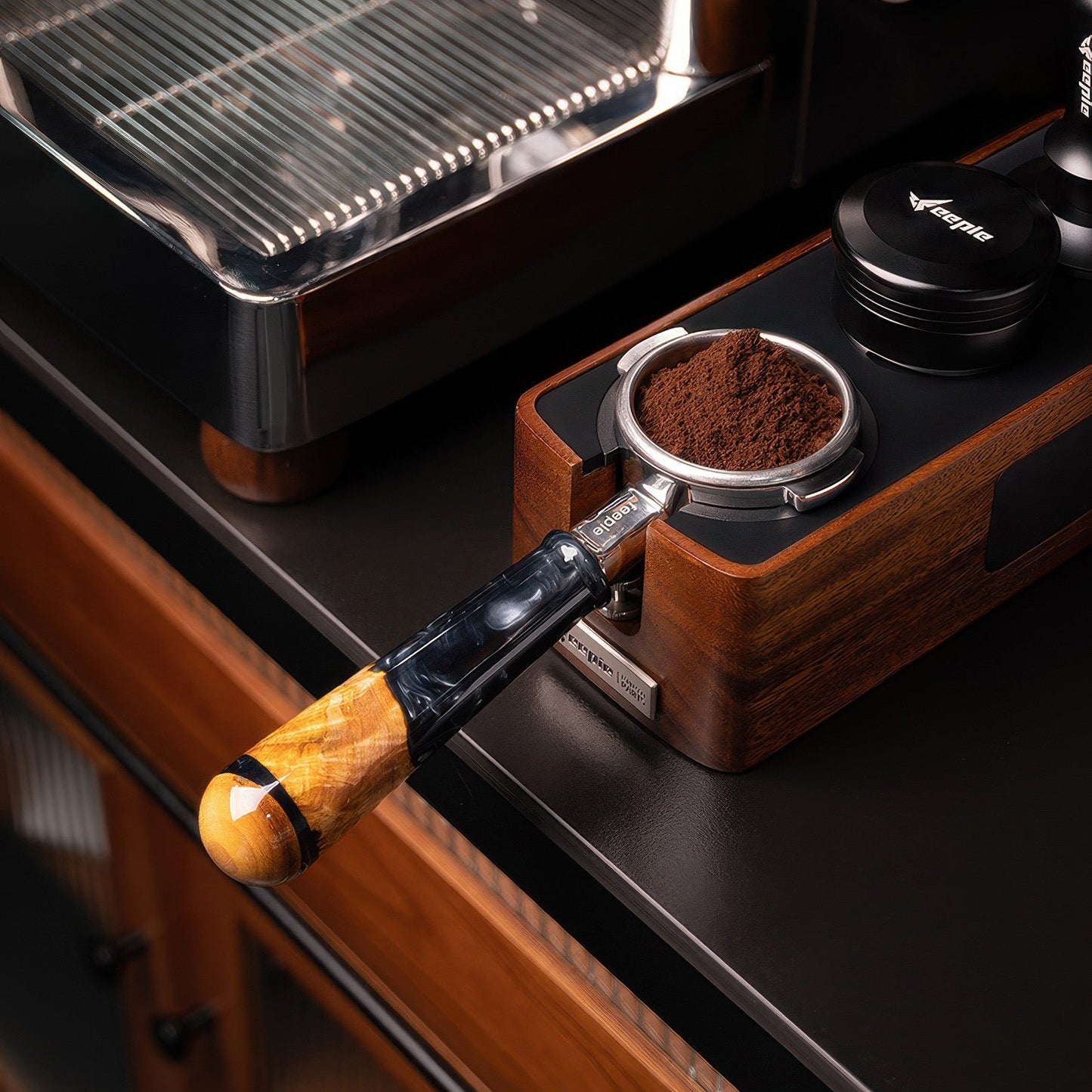 Walnut & Resin Handle Bottomless Portafilter