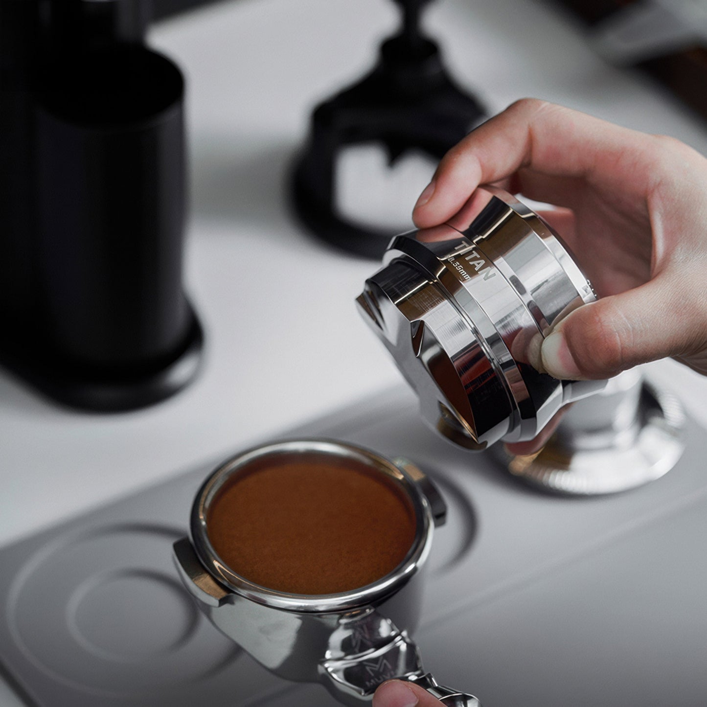 Titan Tamper And Distributor
