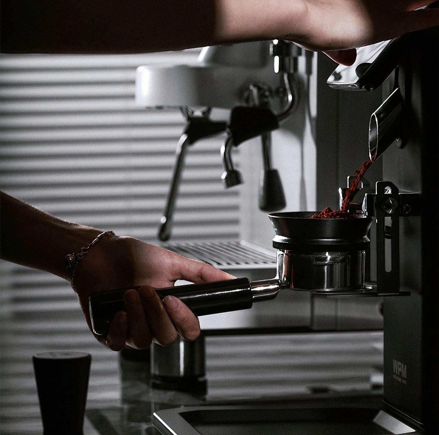 Barista Magnetic Espresso Dosing Funnel - MUVNA